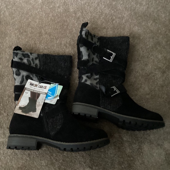 Muk Luks Boots - Picture 4 of 5
